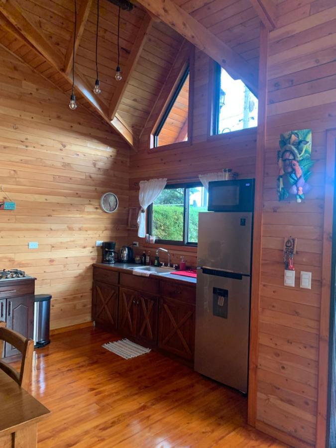 Pura Vida Cabinita Villa Увита Екстериор снимка
